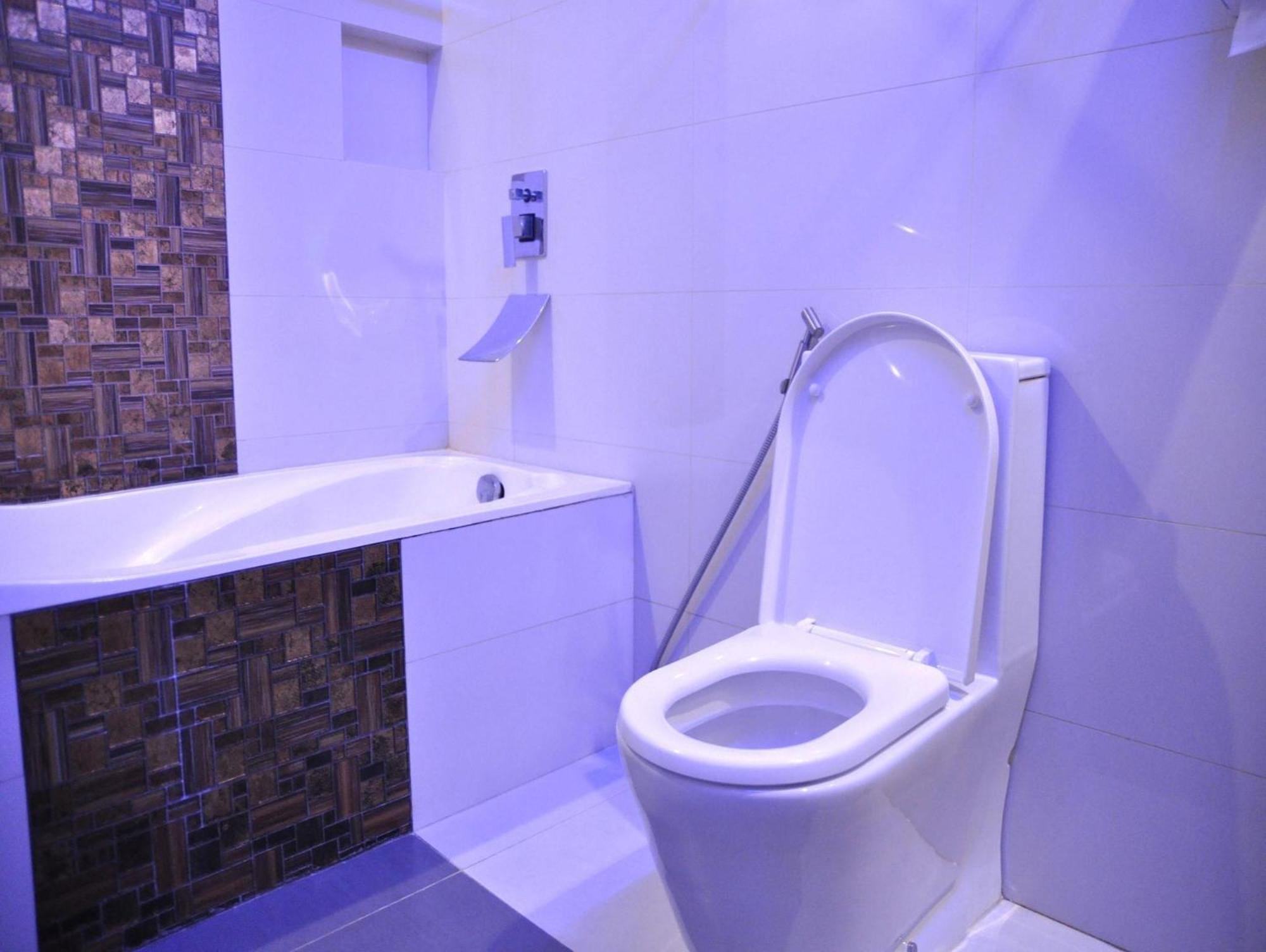 Hotel Dreamworld North Edsa Кесон-Сіті Екстер'єр фото